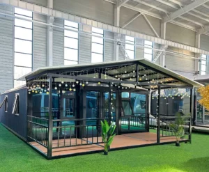 Tiny House XXL 76m² mit großer überdachter Terrasse, 5 Jahre Garantie