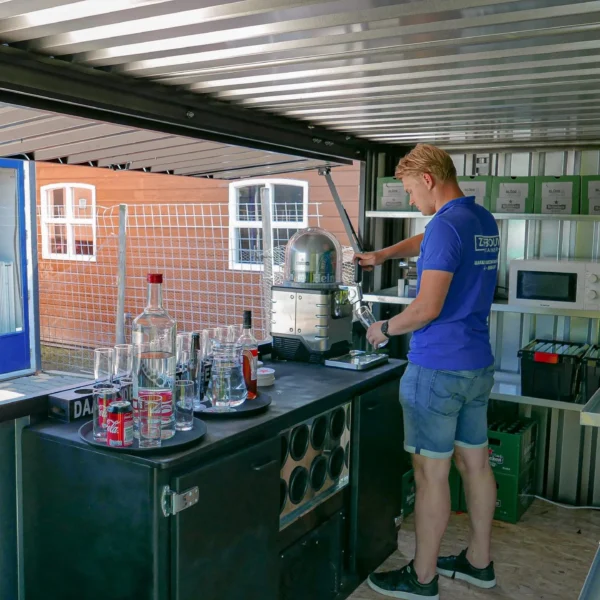 Second image of Zerlegbarer Barcontainer 4×2 Meter XL Schwarz RAL 9005